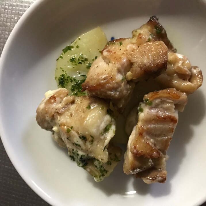 鶏肉と新じゃがの青のりマヨ炒め レシピ 作り方 By ボンド子 楽天レシピ 鶏肉と新じゃがの青のりマヨ炒め レシピ 作り方 By ボンド子 楽天レシピ